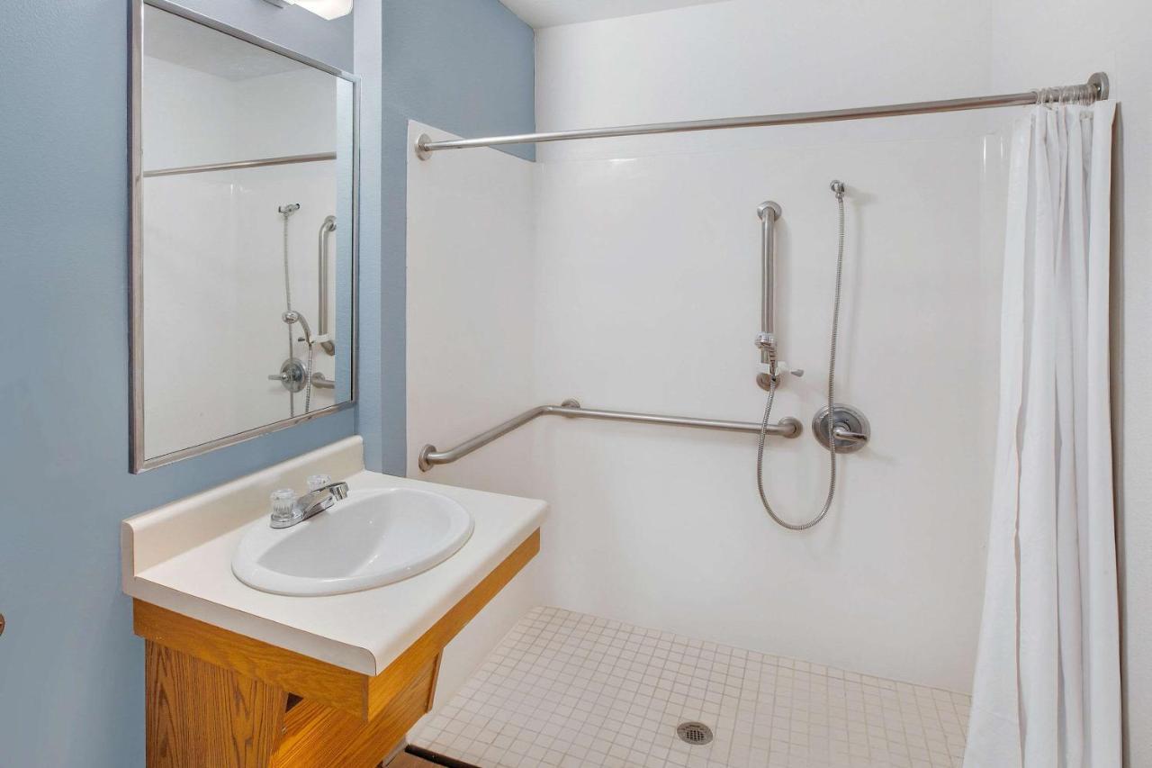 Woodspring Suites Brownsville Exterior foto
